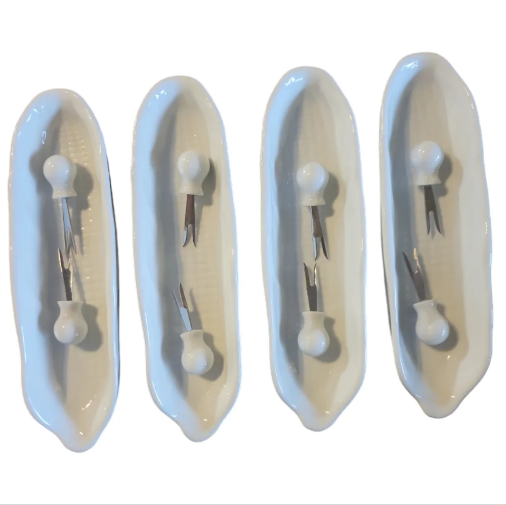VTG 8 PORCELAIN STAINLESS STEEL CORN COB HOLDER COCKTAIL FORKS/4 PORCELAIN TRAYS
